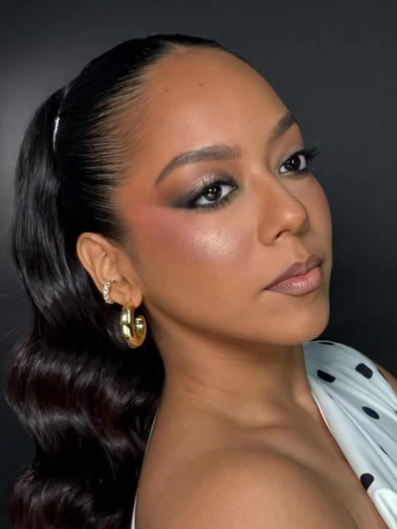 Natural glam makeup